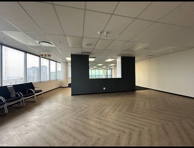 300M² OFFICE TO LET IN SANDTON CENTRAL